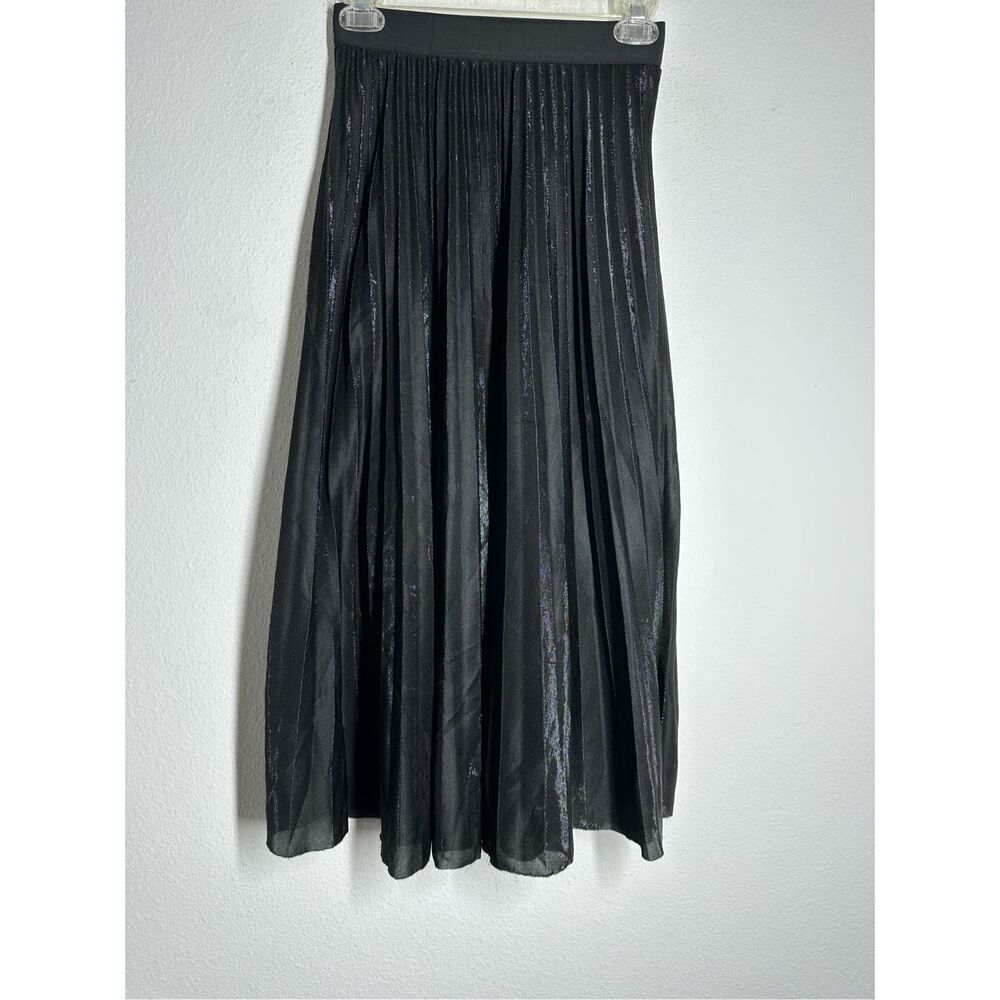 Monali Women’s Pleated Shimmery Mid Skirt Black Lined Elastic Waist Size S*Notes